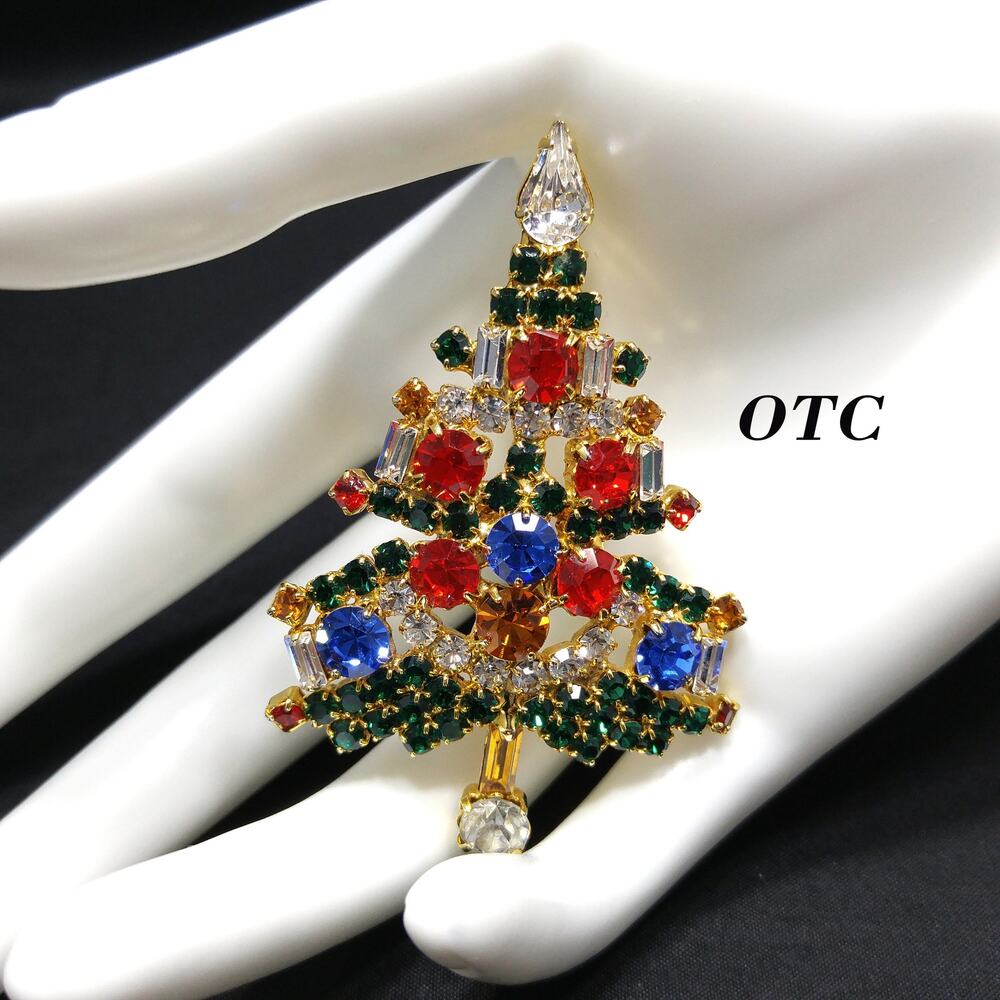 OTC Rhinestone Christmas Tree Brooch, Gold Plated, 1960s Vintage Holiday Jewelry